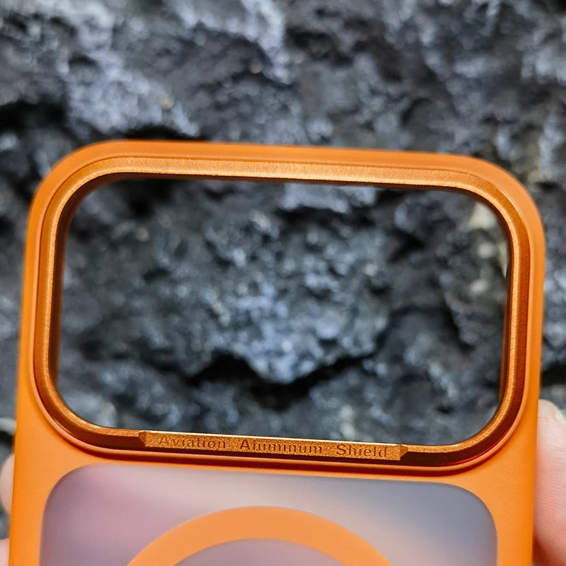 High Quality For Magsafe Case For iPhone 17 Pro Max / 17 Pro Magnetic Frosted Camera Metal Frame Shell
