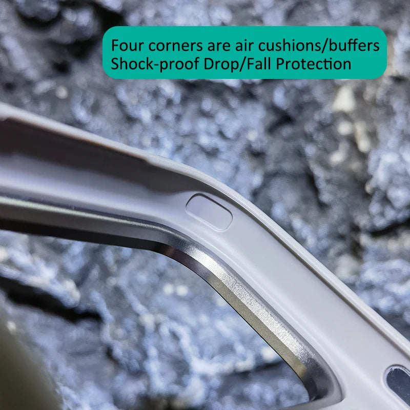 High Quality For Magsafe Case For iPhone 17 Pro Max / 17 Pro Magnetic Frosted Camera Metal Frame Shell