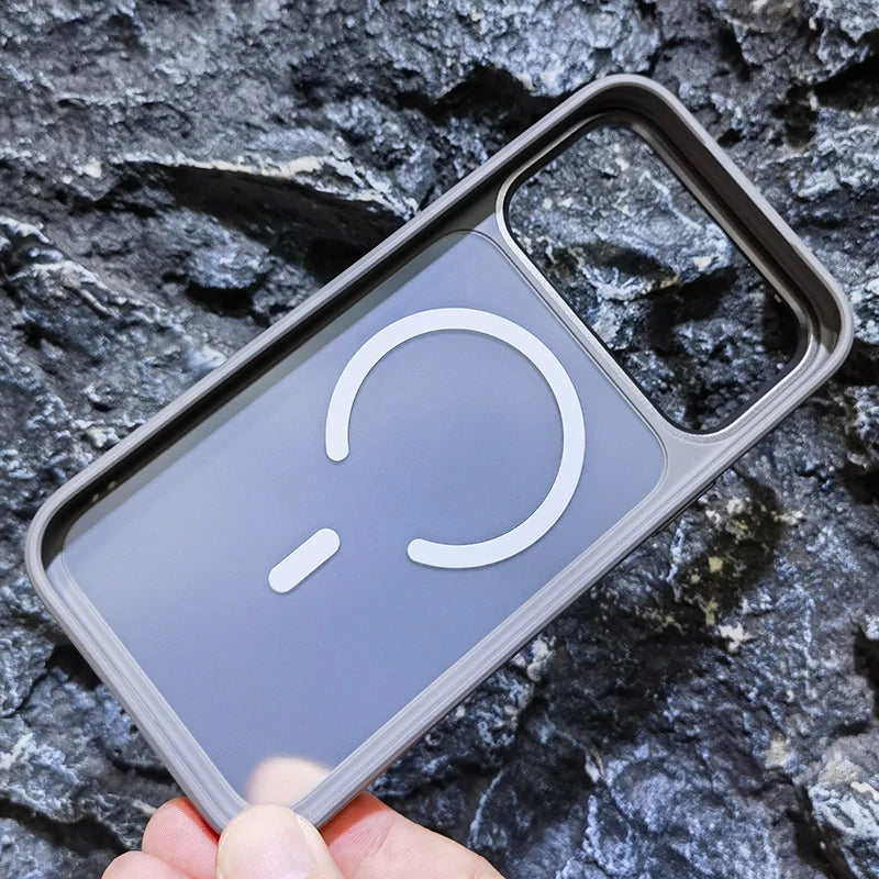 High Quality For Magsafe Case For iPhone 17 Pro Max / 17 Pro Magnetic Frosted Camera Metal Frame Shell