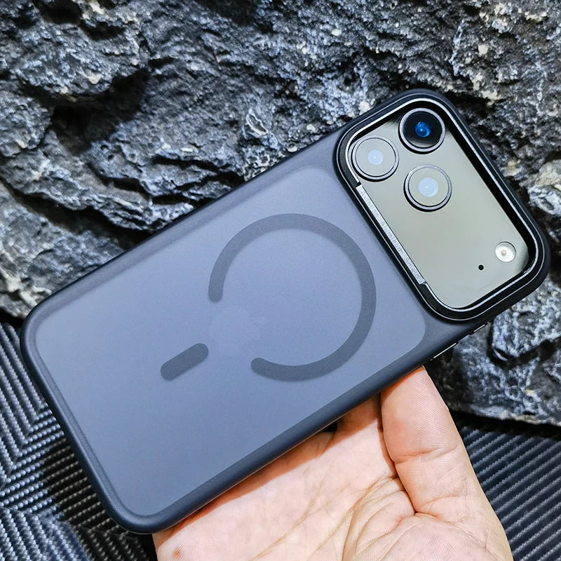 High Quality For Magsafe Case For iPhone 17 Pro Max / 17 Pro Magnetic Frosted Camera Metal Frame Shell