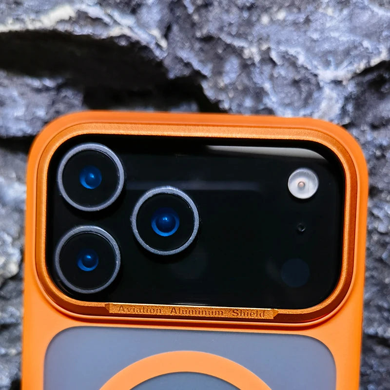 High Quality For Magsafe Case For iPhone 17 Pro Max / 17 Pro Magnetic Frosted Camera Metal Frame Shell