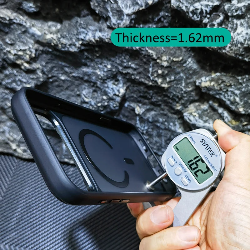 High Quality For Magsafe Case For iPhone 17 Pro Max / 17 Pro Magnetic Frosted Camera Metal Frame Shell